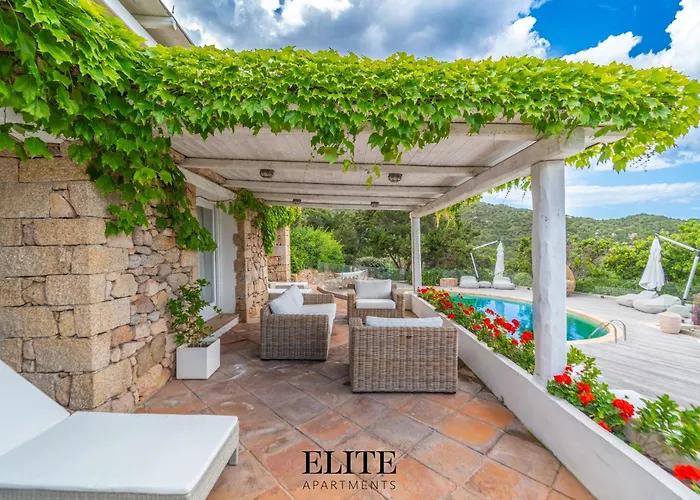 Prestigiosa Di Lusso Con Vista Mozzafiato 别墅 切尔沃港